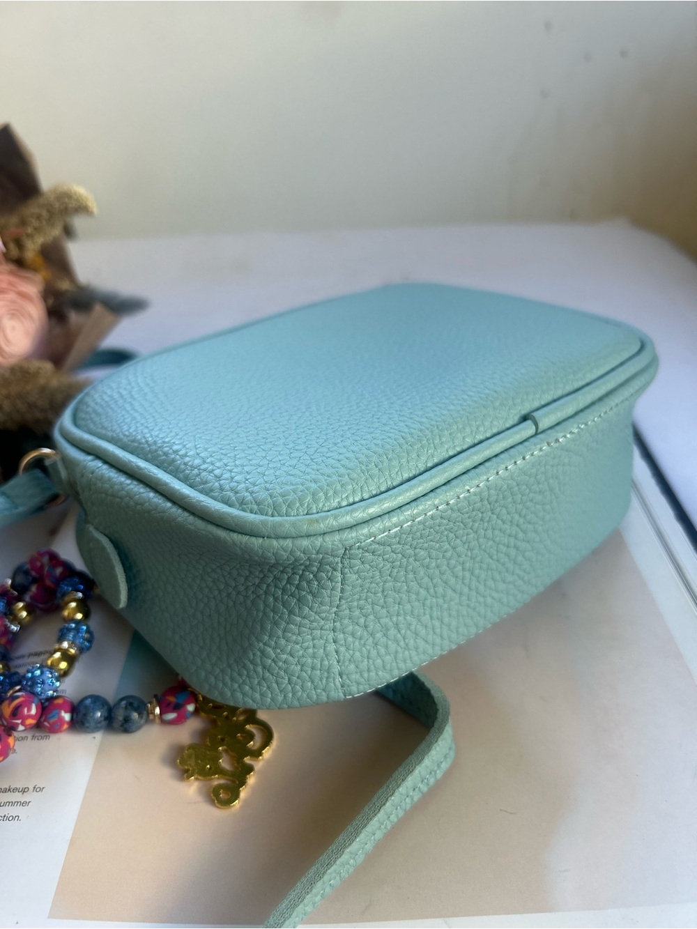 Women's Crossbody Bag with Pink Heart Accent - Light Blue new 
New - Picture 3 of 6